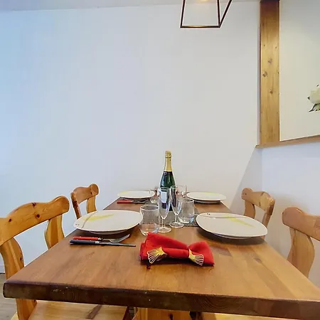 Chamois De Chamonix, Confortable 2 Pieces, Balcon, Parking Gratuit